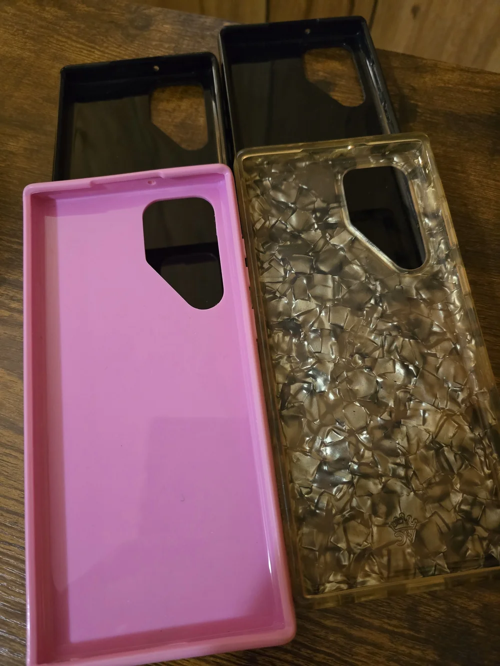 Velvet Caviar fits samsung